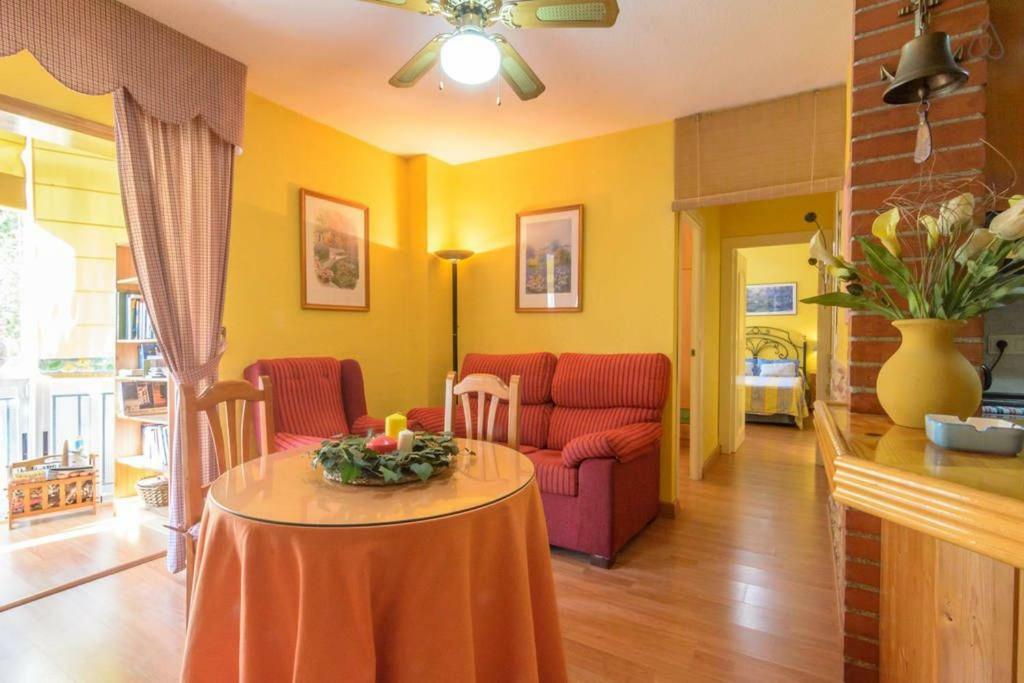 Cozy & Charming Apartment 阿尔姆尼卡 外观 照片